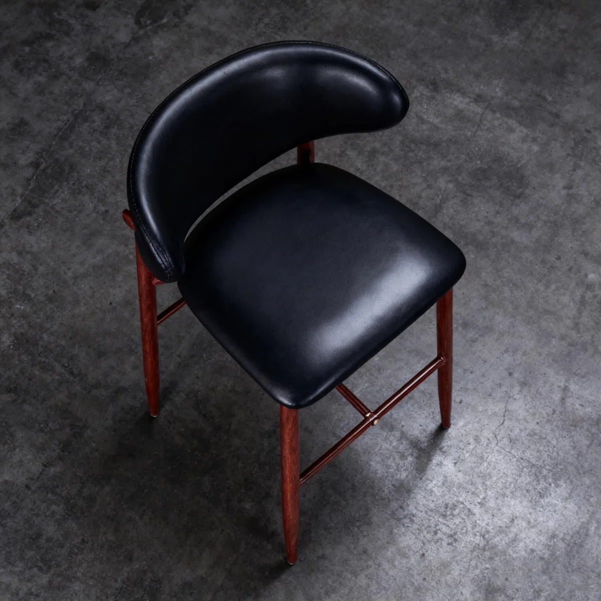 Juego de taburetes de Bar Modernos tapizados de Altura de mostrador (1/2/3/4 Unidades) con Respaldo y reposapiés, Patas de Madera, Ideales para Islas de Cocina, cafeterías y comedores.